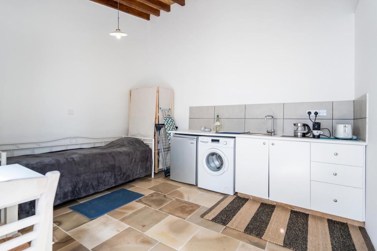 To Hani - Small Studio Nicosia Buitenkant foto